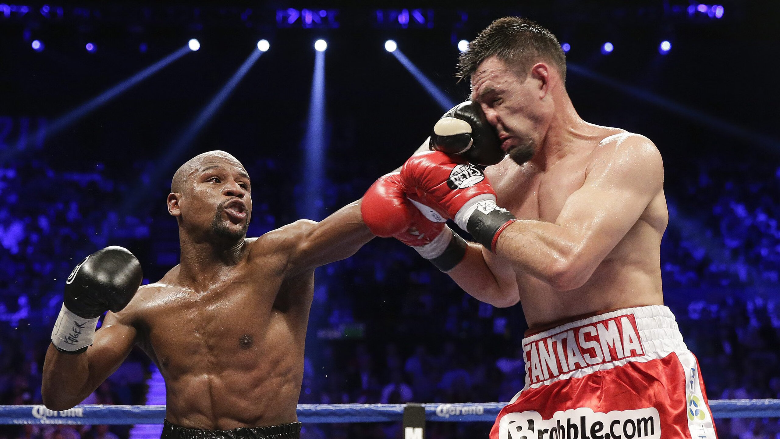 未来科技：虚拟实境同步直播引领新体验，未来的虚拟